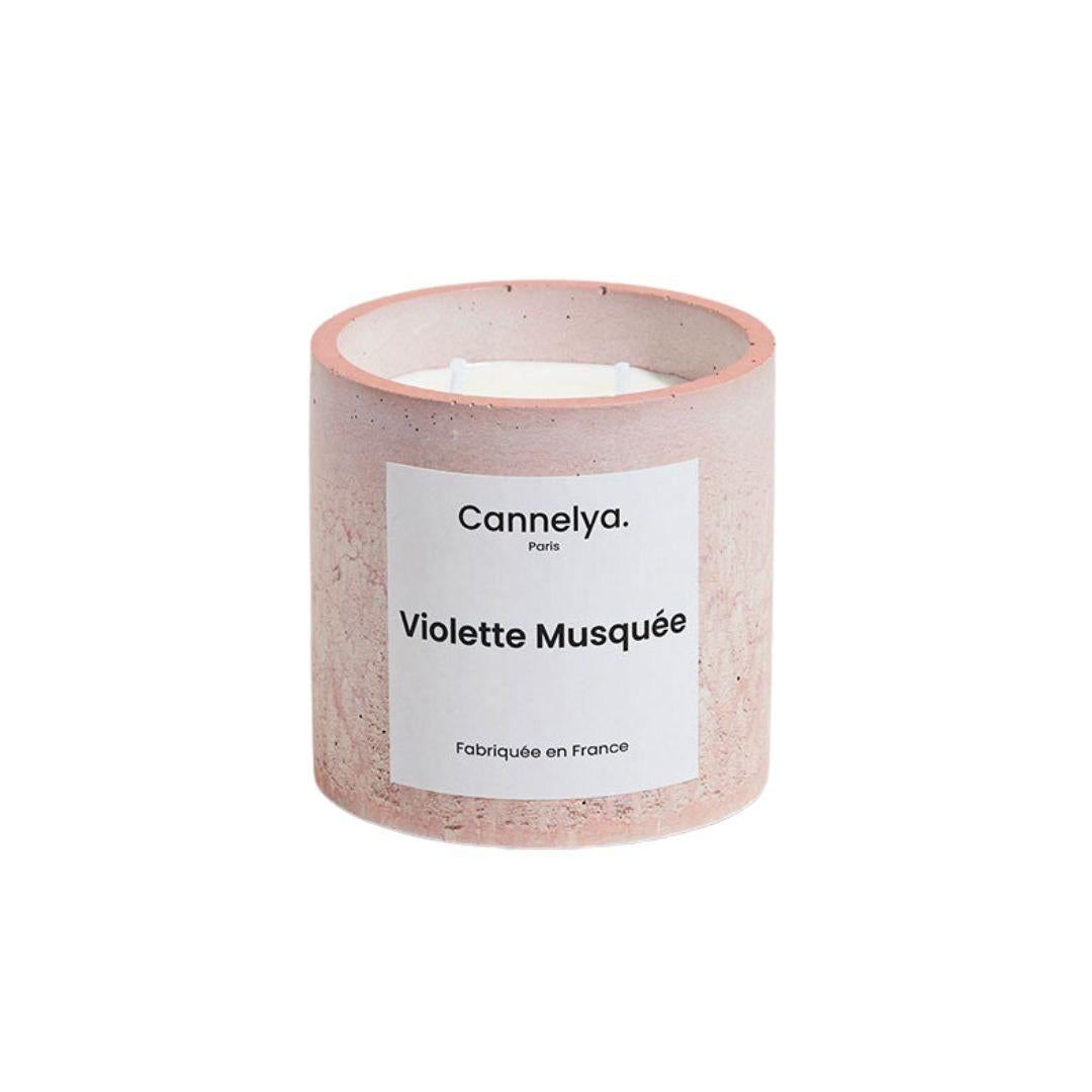 Bougie parfumée Cannelya. Violette musquée