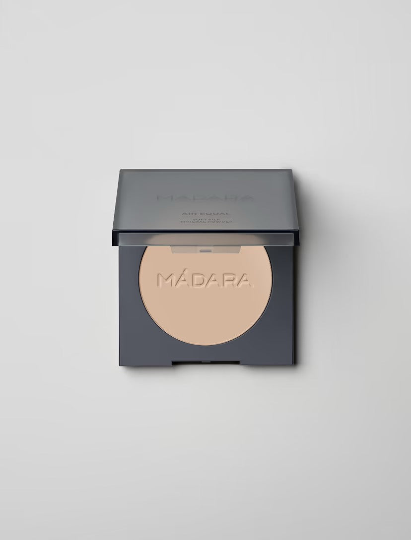 Poudre minérale air equal madara 