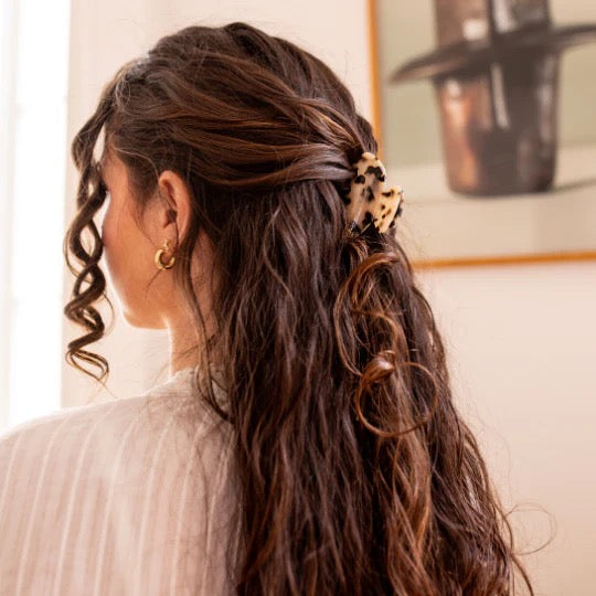 Pince à cheveux écaille